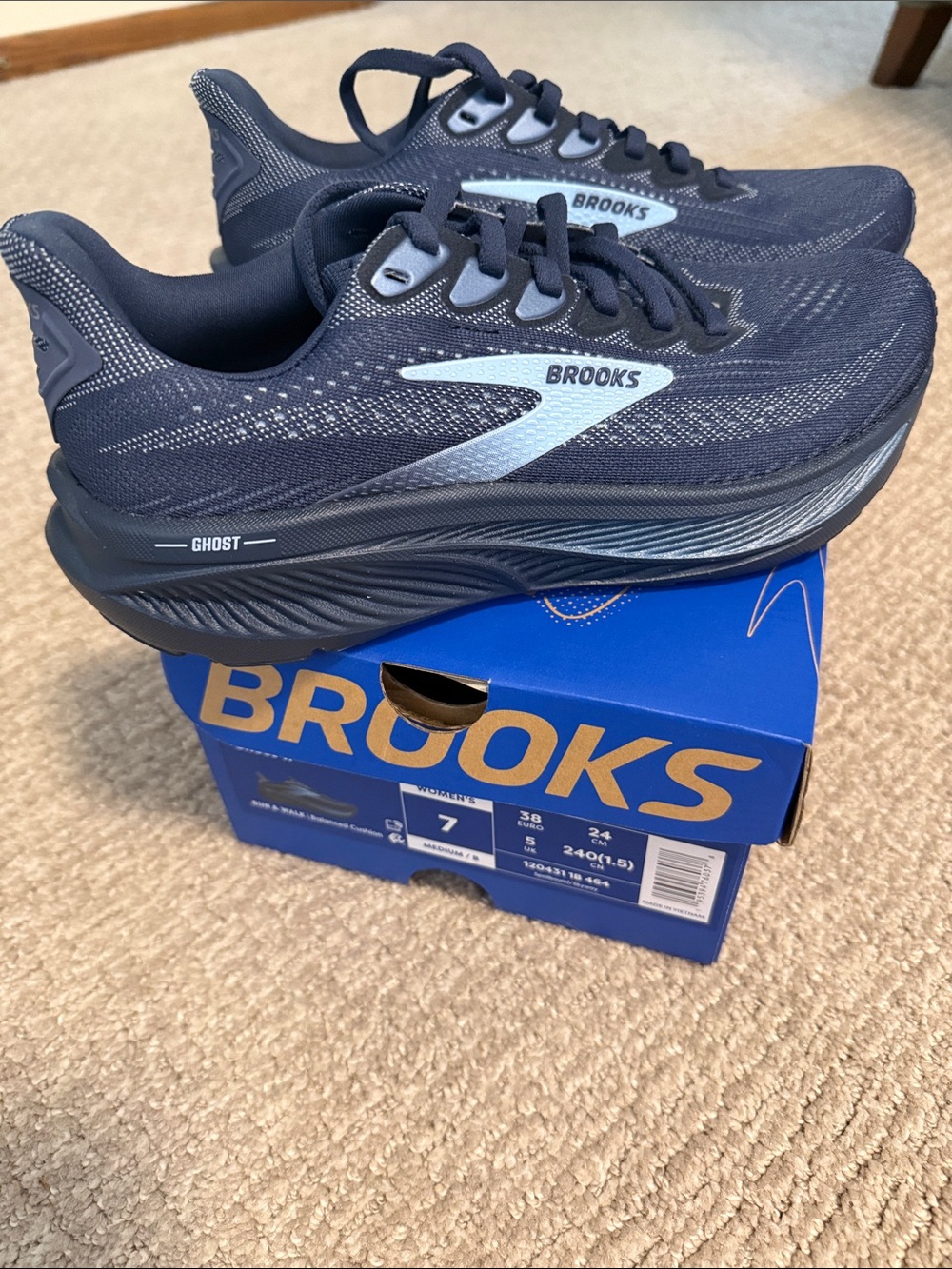 Brooks Women's Navy with Light Blue Accent Running Sneakers - Picture 2 of 4